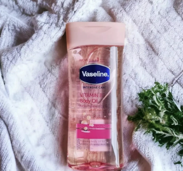 Vaseline Intensive Care Vitamin B3 Body Oil